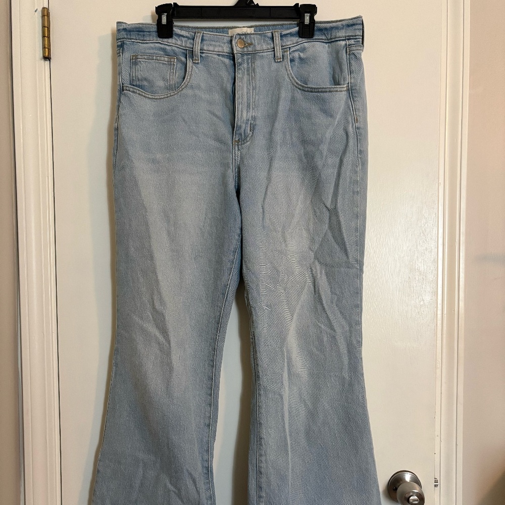 Universal Threads High-Rise Flare Light Wash Jeans